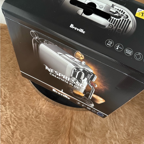 Breville Nespresso Creatista Plus - Picture 6 of 6